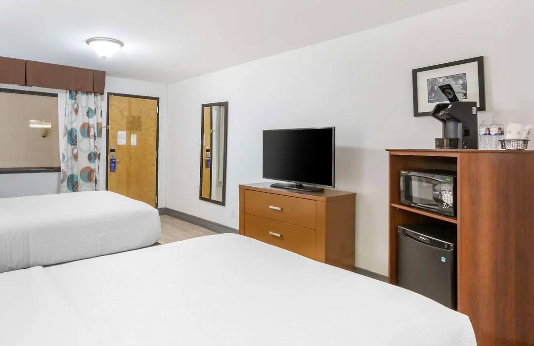 Best Western Plus El Paso Airport Hotel & Conference Center-1