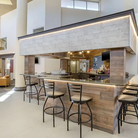 Best Western Plus El Paso Airport Hotel & Conference Center-2